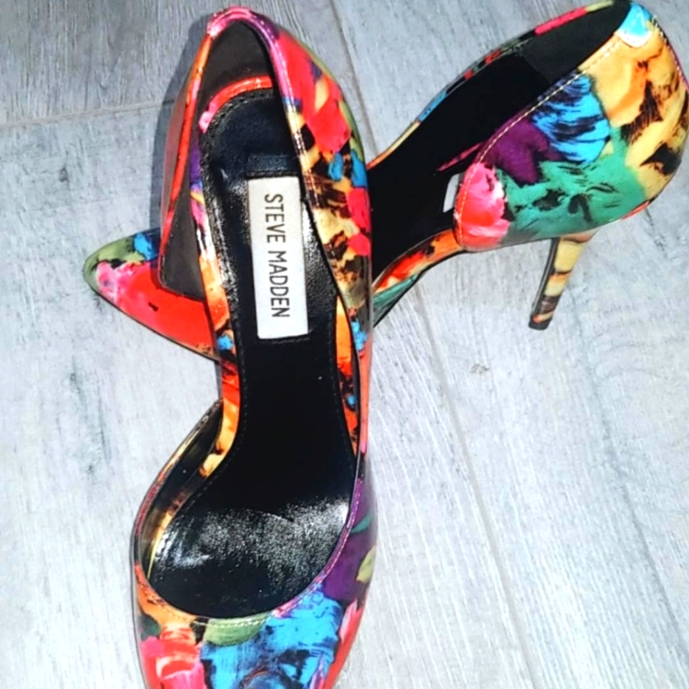 Steve Madden multi-color heels